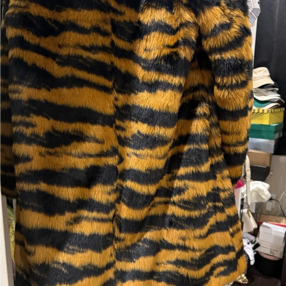 Jcrew Faux Fur Animal Print Coat - Picture 9 of 9